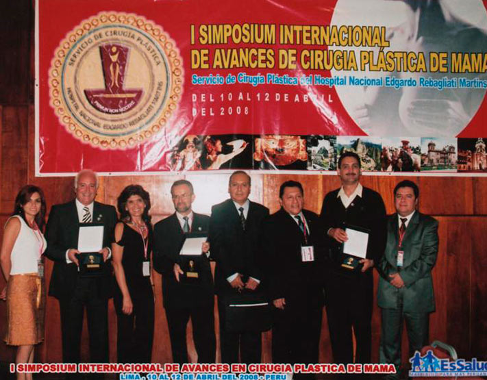 I Simposio Internacional de Avances en Cirugía Plástica de Mama