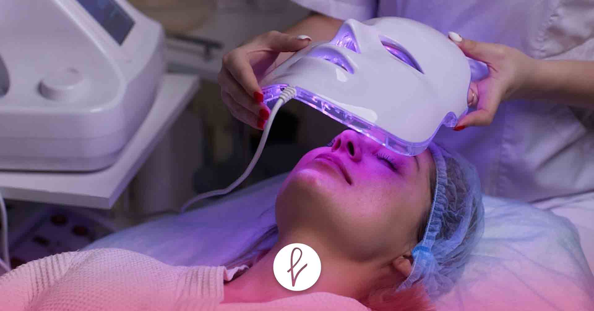 ¿Retraso del envejecimiento? Lógralo con la Fototerapia Facial